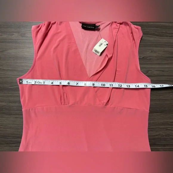 The Limited Pink Sleeveless Blouse Size M NWT - Picture 4 of 5